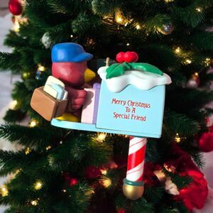 Vintage Lustre Fame Christmas Traditions Ornament Cardinal Mailbox 1992